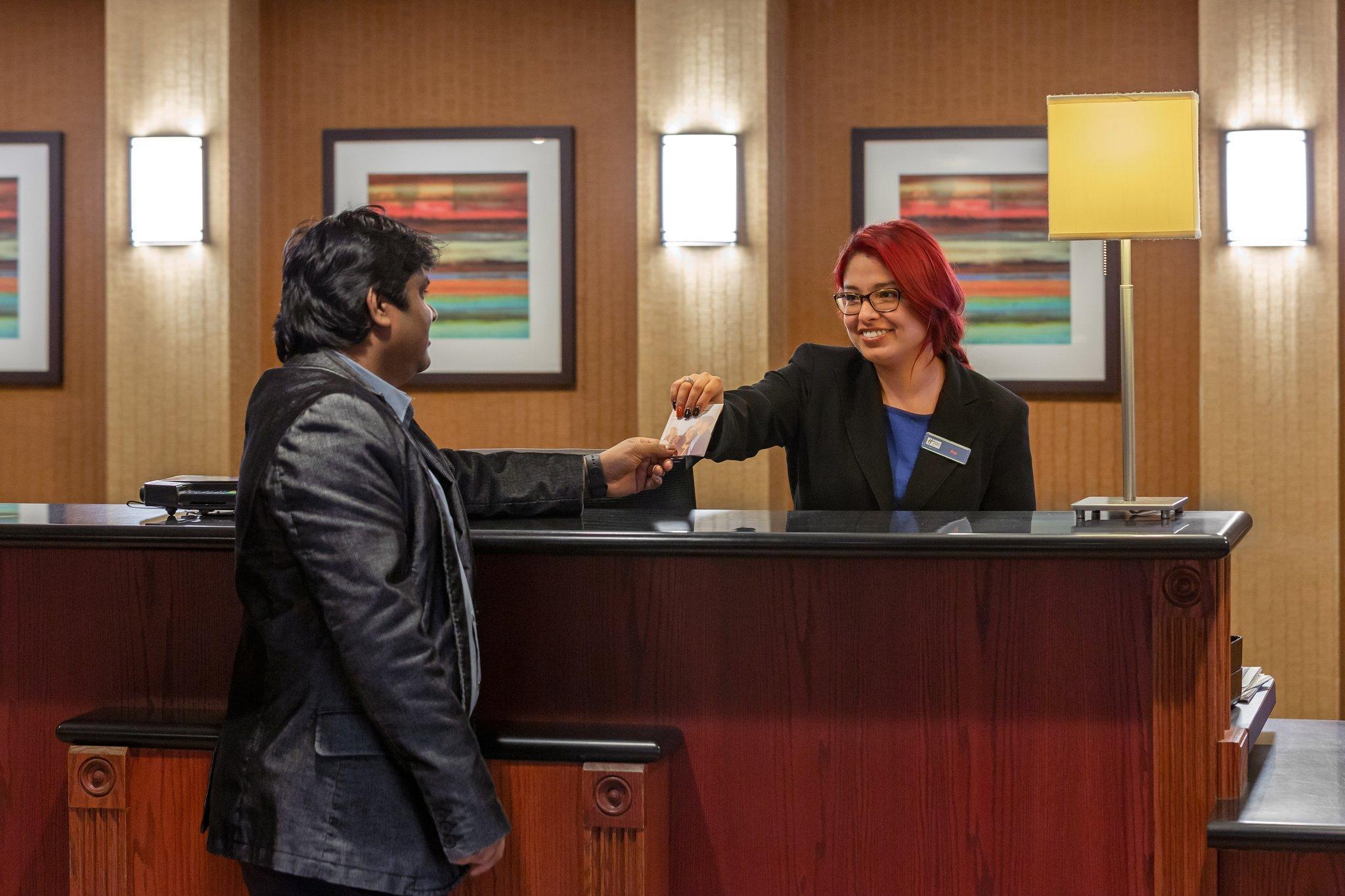 Holiday Inn Express Chicago-Downers Grove By Ihg Εξωτερικό φωτογραφία