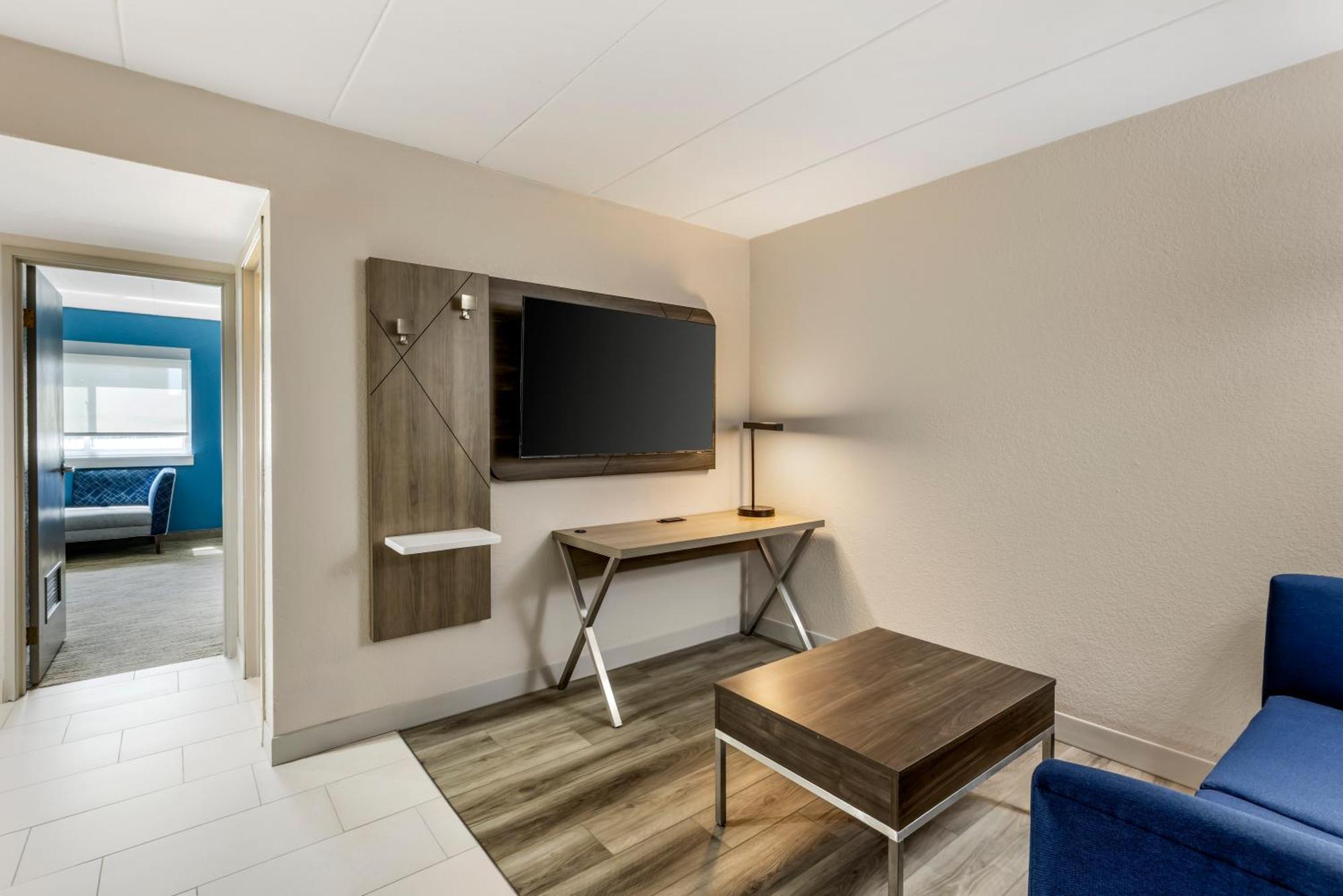 Holiday Inn Express Chicago-Downers Grove By Ihg Εξωτερικό φωτογραφία